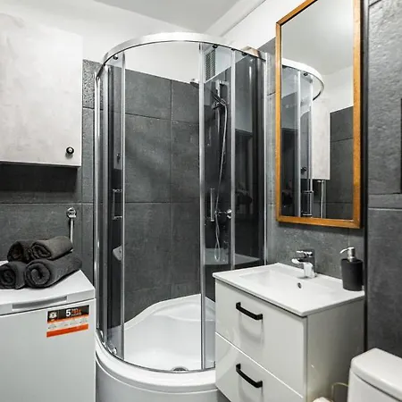 Apartment Niceone Number 5 - W Samym Centrum!